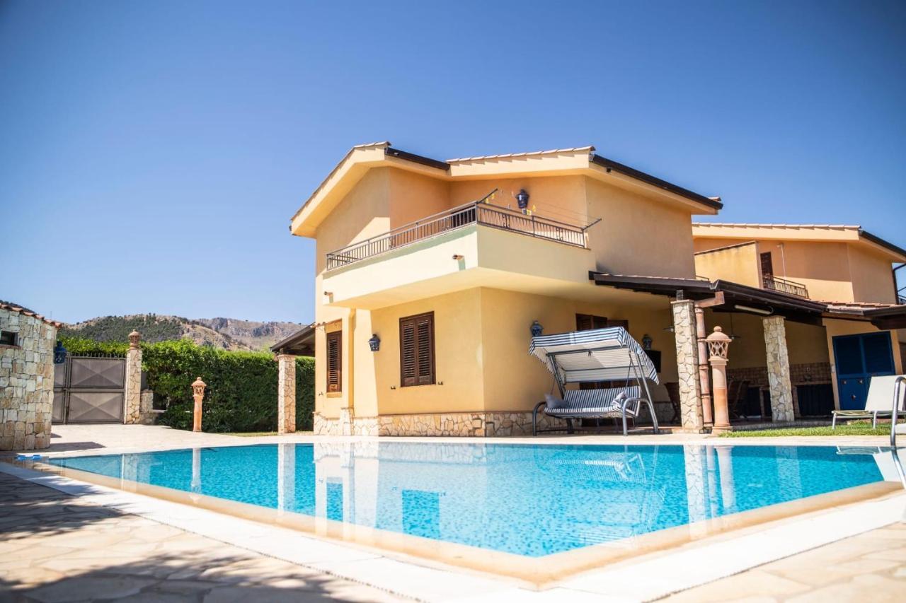Dimora Fanale, Villa Esclusiva Con Piscina Privata - Fanale Rentals 알타빌라밀리치아 외부 사진