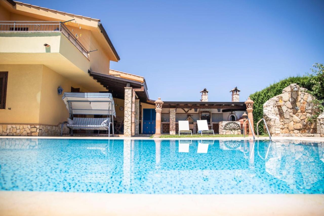 Dimora Fanale, Villa Esclusiva Con Piscina Privata - Fanale Rentals 알타빌라밀리치아 외부 사진